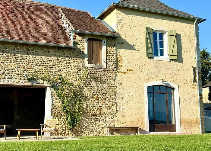 Maison Ganibette, Corps De Ferme Renove Monein